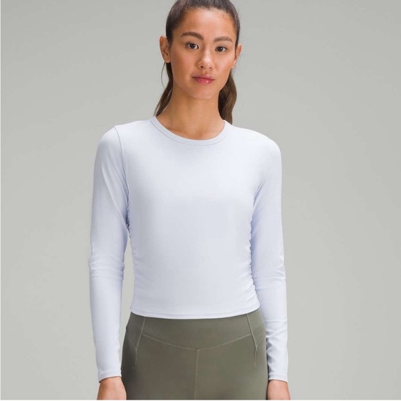 Lululemon All it Takes scrunched longsleeve light blue powder 10 nulu - Picture 2 of 6